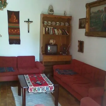 Tihany-sajkod Onallo Apartman Holiday home